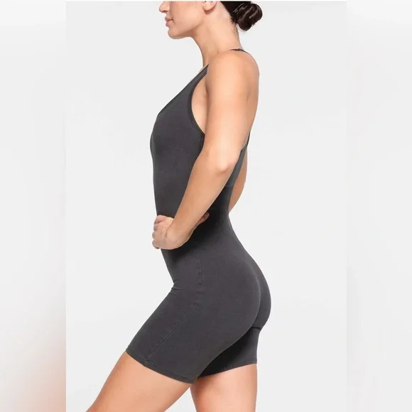 SKIMS OUTDOOR BASICS MID THIGH BODYSUIT NWT 3X
